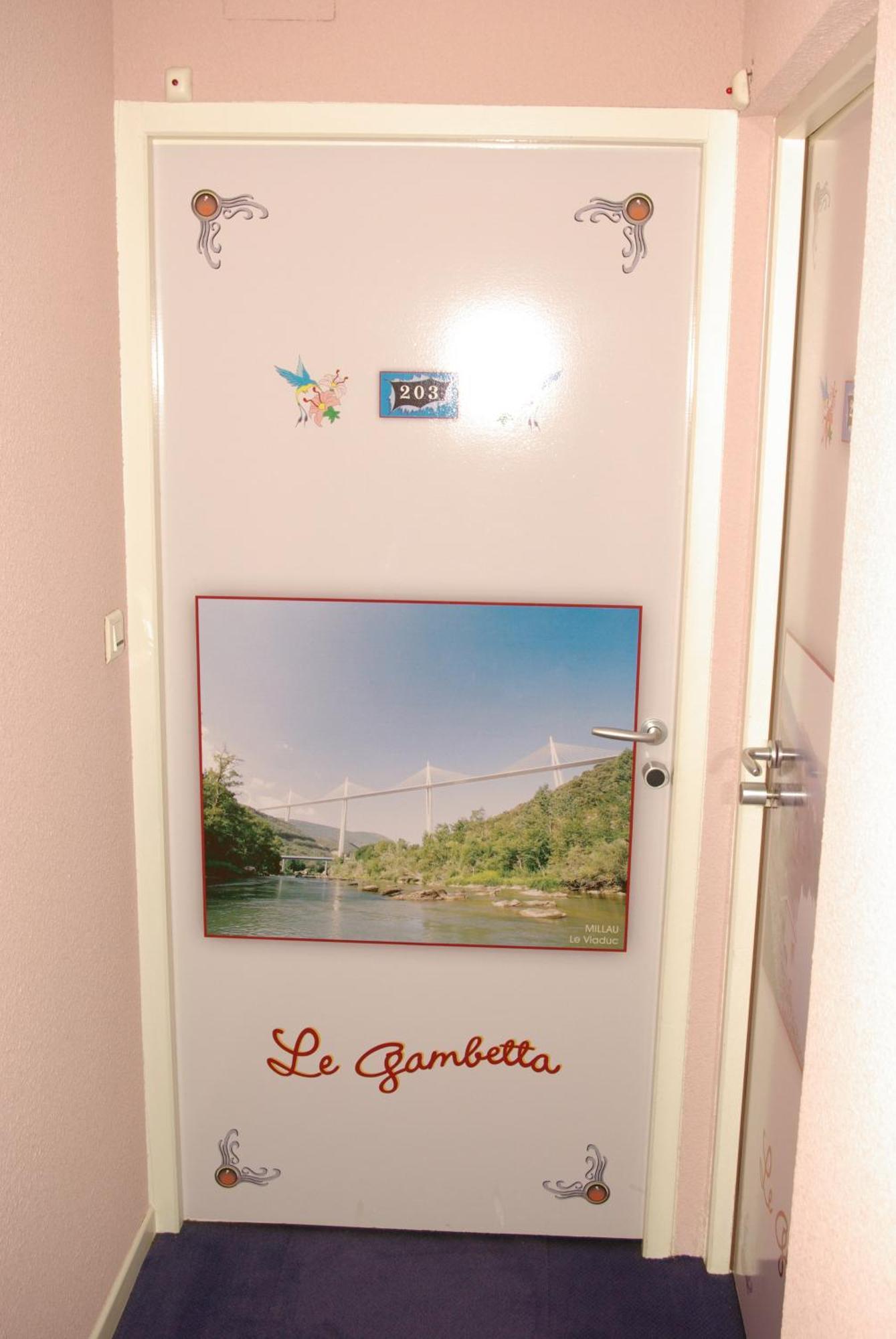 Hotel Le Gambetta Carmaux Exteriér fotografie
