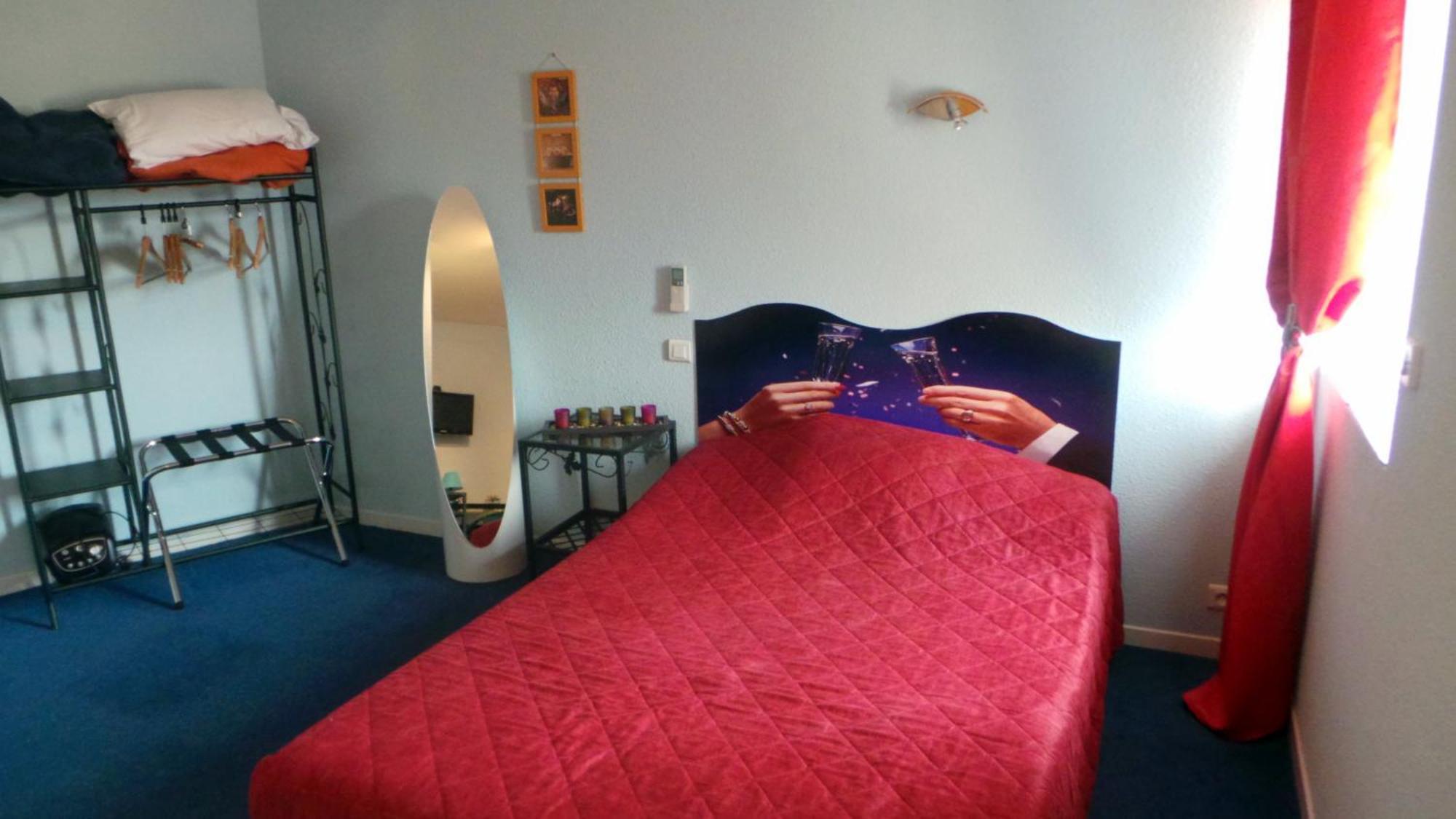 Hotel Le Gambetta Carmaux Pokoj fotografie